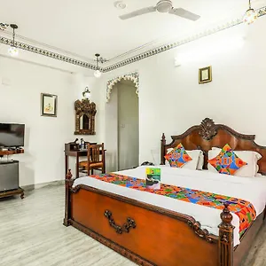 Hotel Fabhotel Pichola Haveli, Udaipur